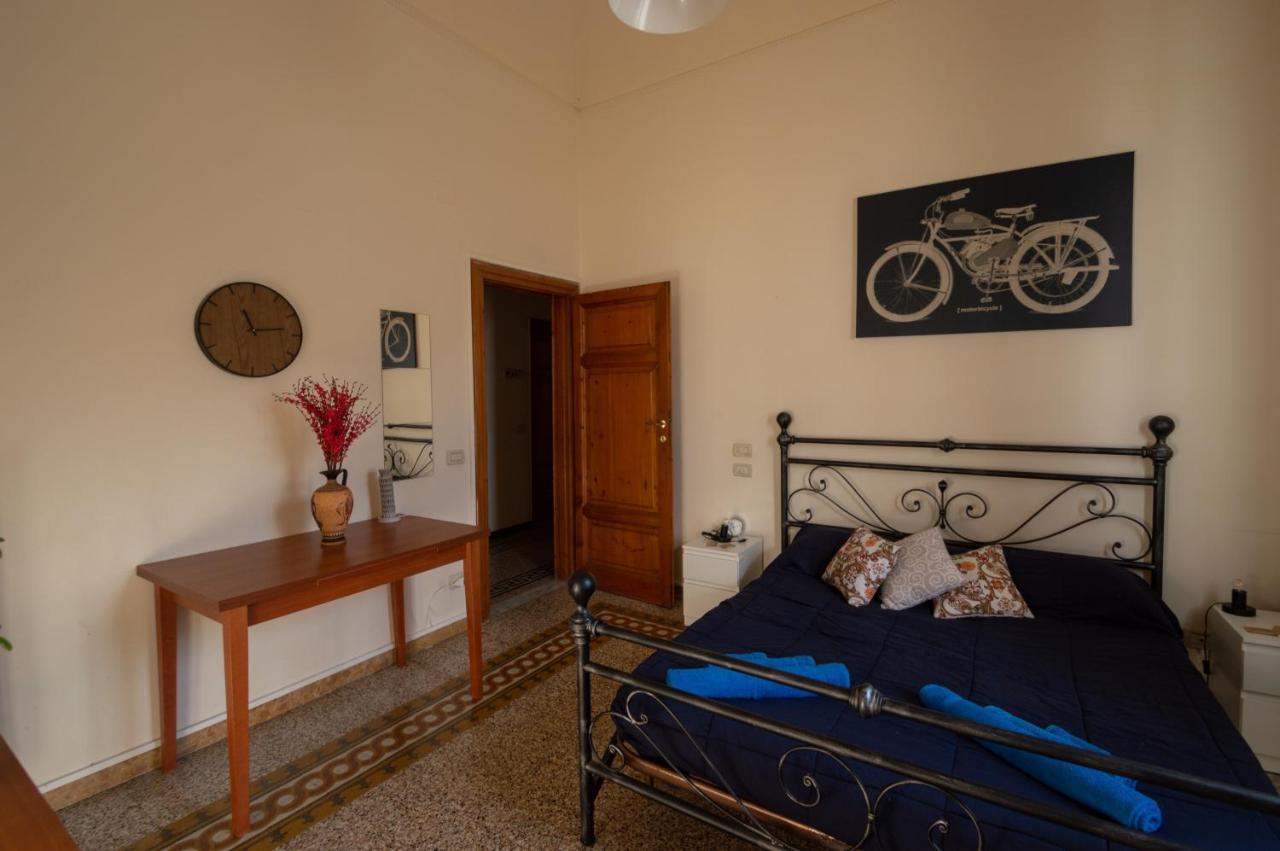 Bonanno Street Tower Free Parking Hotel Pisa Kültér fotó