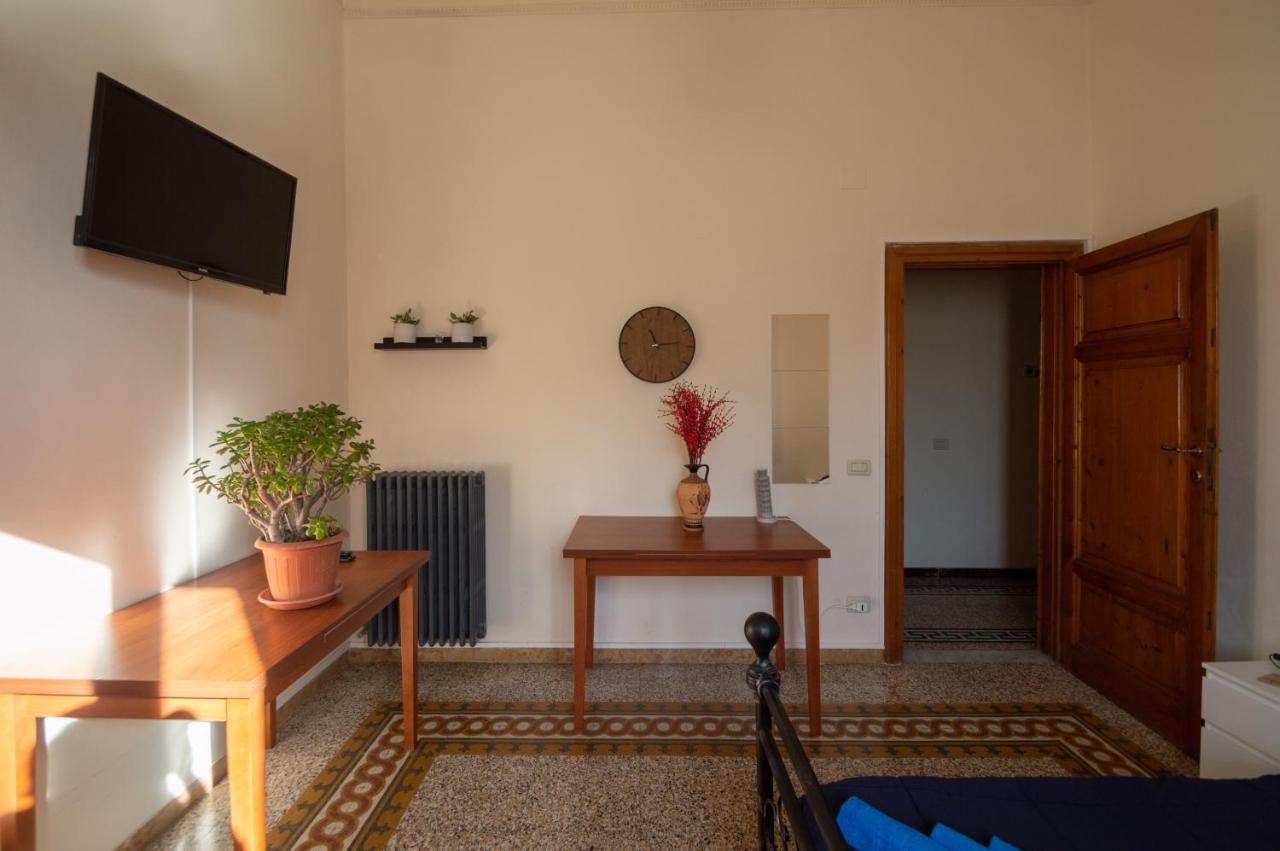 Bonanno Street Tower Free Parking Hotel Pisa Kültér fotó