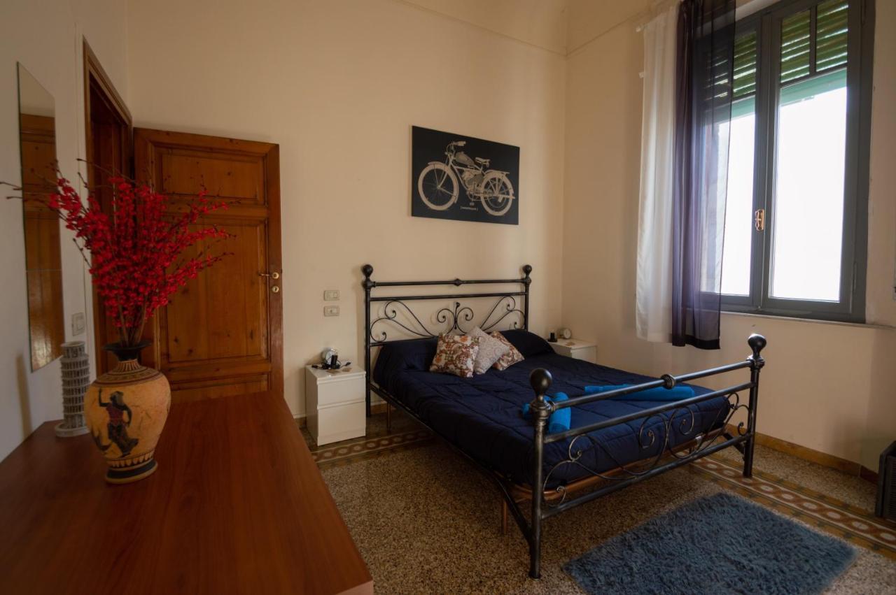 Bonanno Street Tower Free Parking Hotel Pisa Kültér fotó